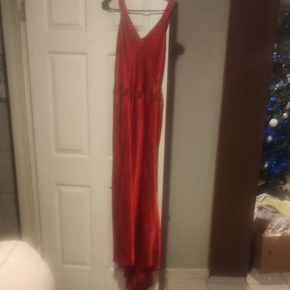 Elegant Red Evening Gown